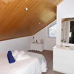 Agradable Casa Con Piscina En Gondomar Pontevedra