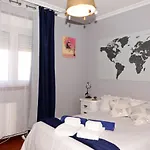 Agradable Casa Con Piscina En Gondomar