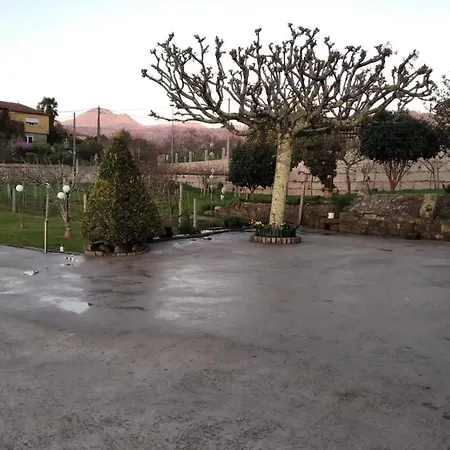 Agradable Casa Con Piscina En Gondomar Casa de Férias *