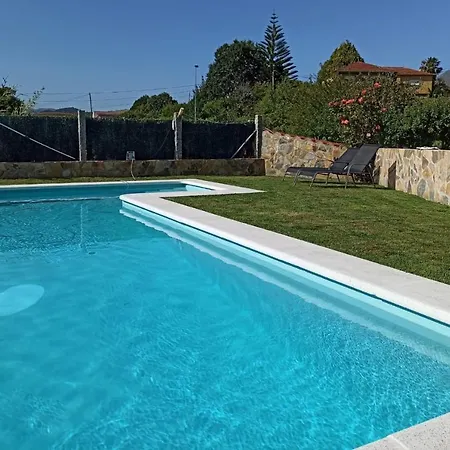 Casa de Férias Agradable Casa Con Piscina En Gondomar Pontevedra