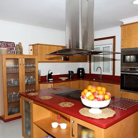 Agradable Casa Con Piscina En Gondomar Pontevedra