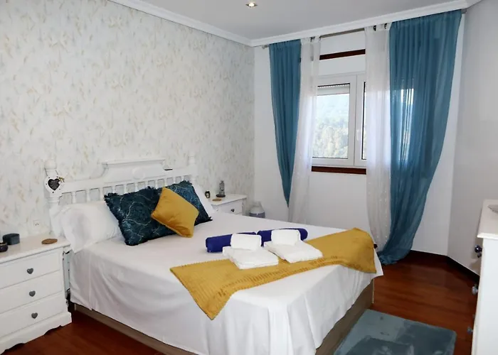 Agradable Casa Con Piscina En Gondomar *