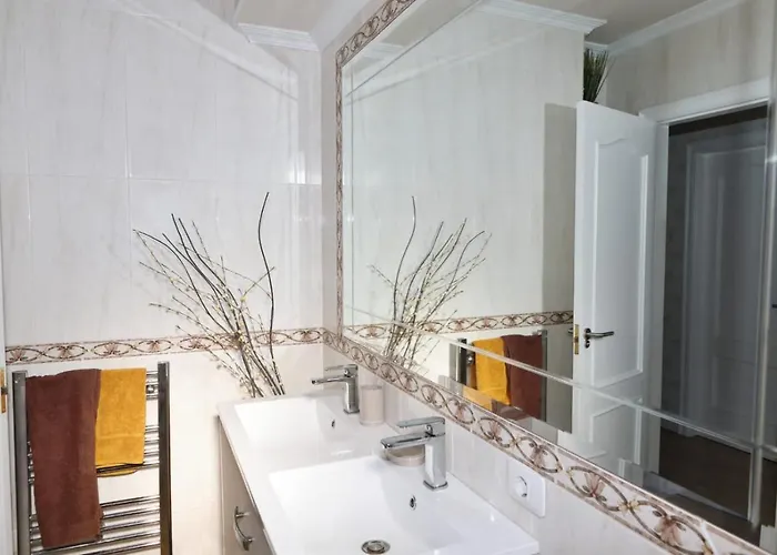 Agradable Casa Con Piscina En Gondomar Pontevedra